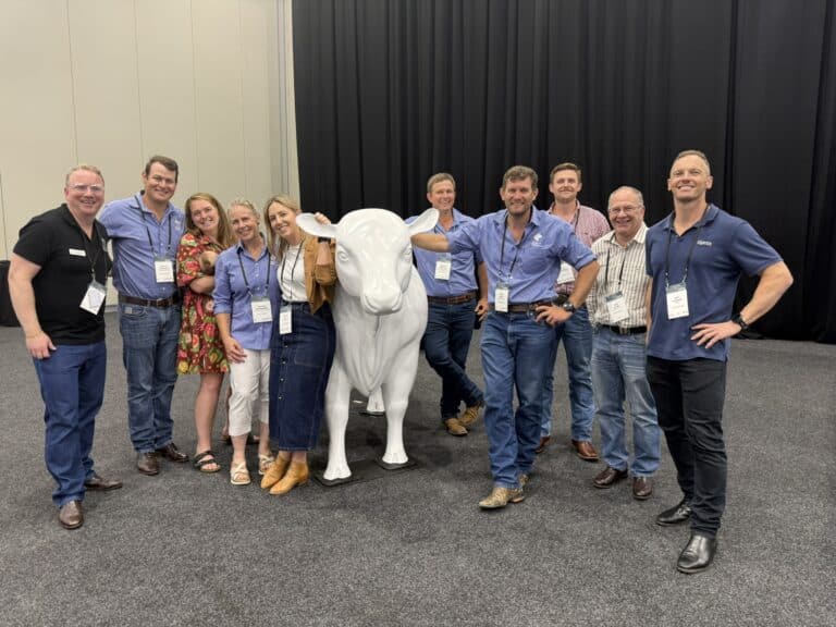 Group photo of Cattle veterinarians